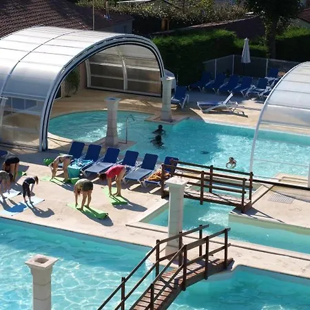 Campsite Vacancesocamping Les Charmilles 4*